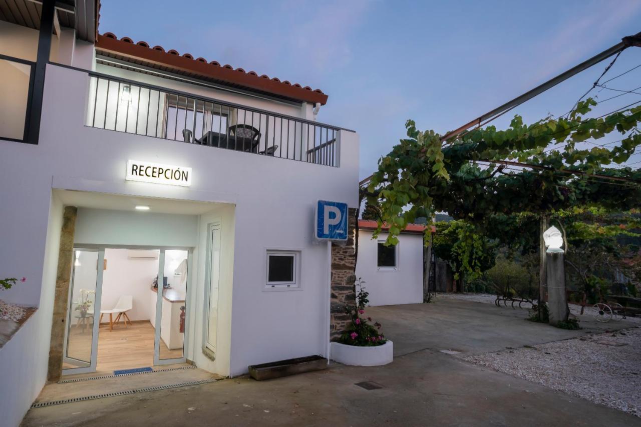 Hotel Donas E Cabaleiros Boqueixon 外观 照片