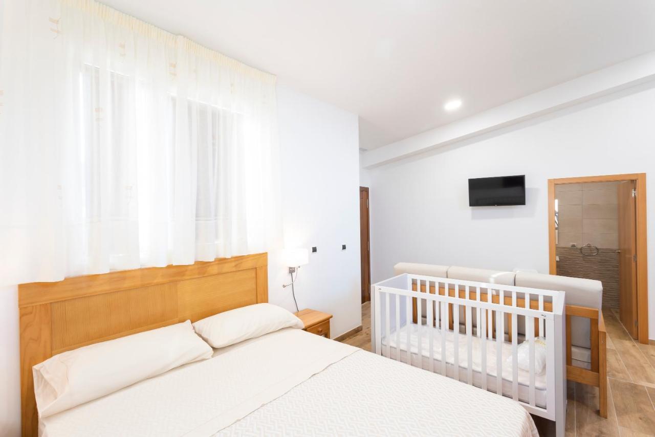 Hotel Donas E Cabaleiros Boqueixon 外观 照片