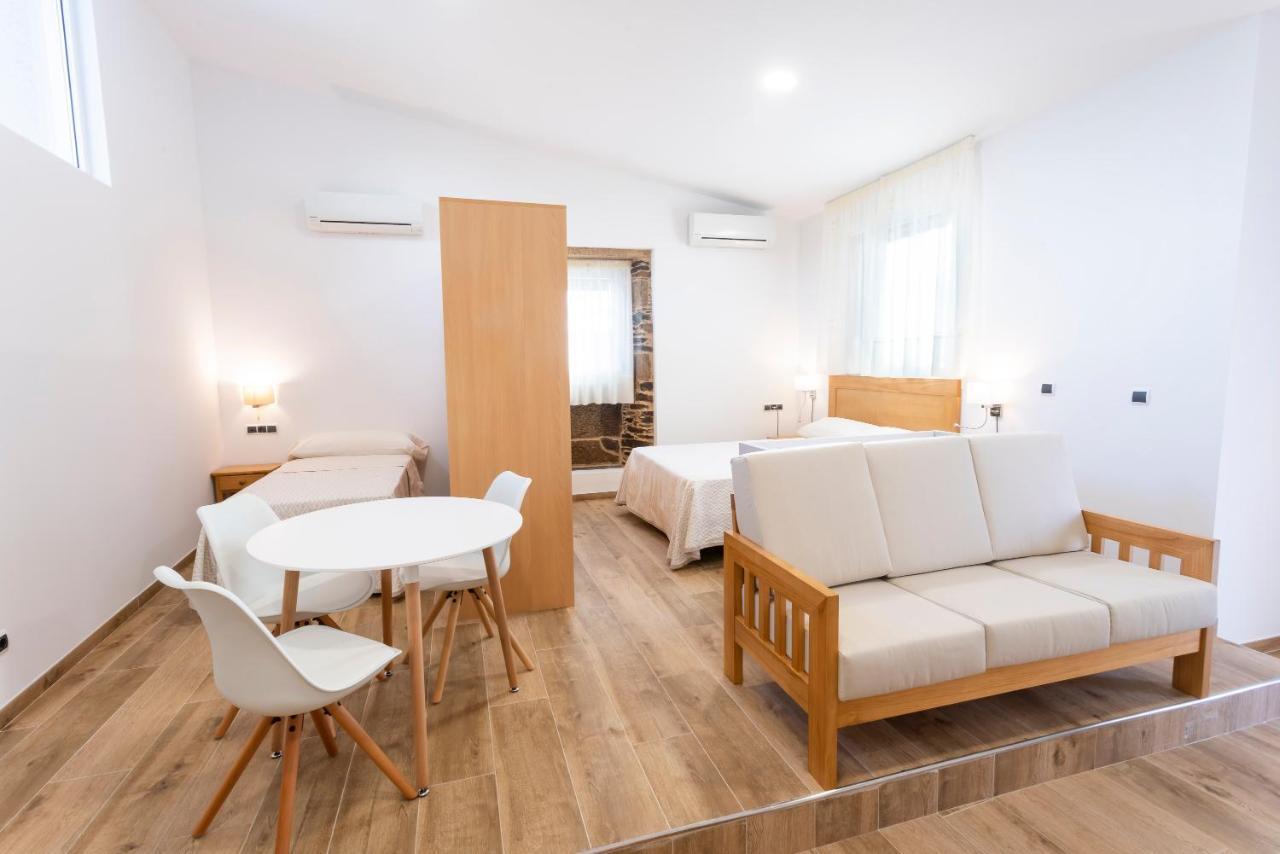 Hotel Donas E Cabaleiros Boqueixon 外观 照片
