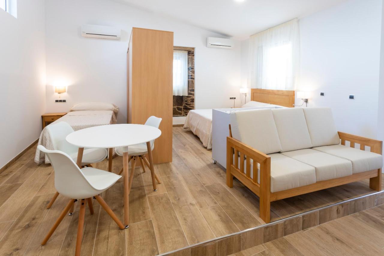 Hotel Donas E Cabaleiros Boqueixon 外观 照片